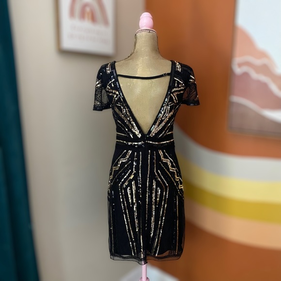 Sexy Sequin Cocktail Dress - Picture 2 of 4